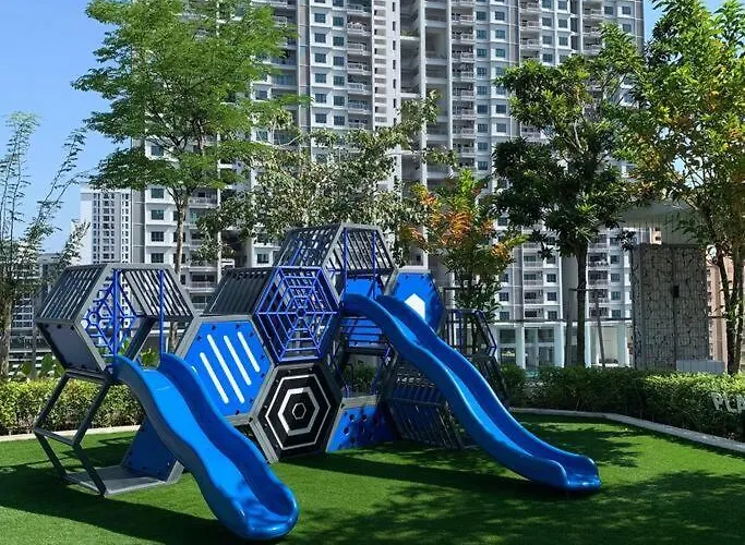 Urban Suite 1B-36